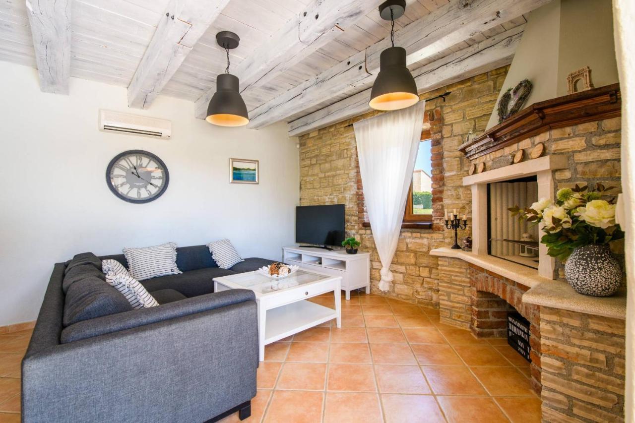 Paradis Villa Stone Queen With Heated Pool Butkovići Exterior foto