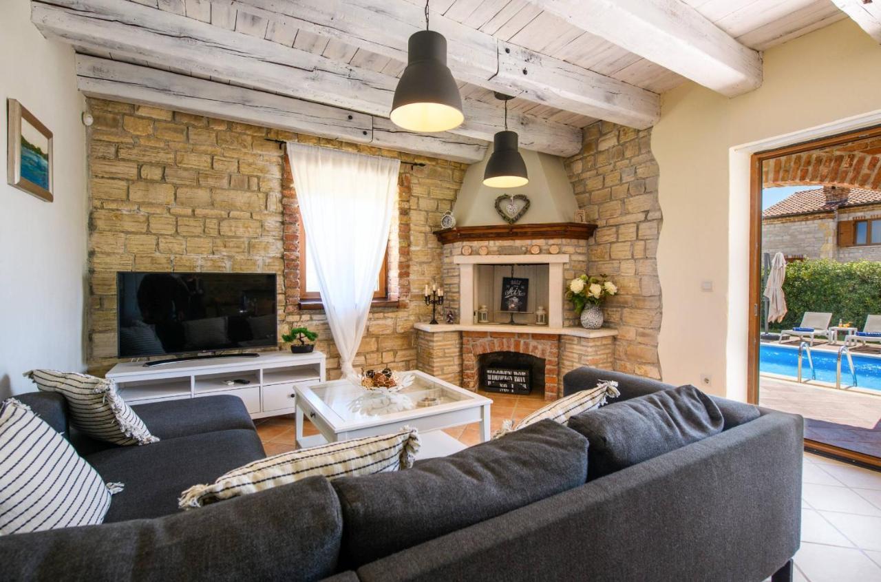 Paradis Villa Stone Queen With Heated Pool Butkovići Exterior foto